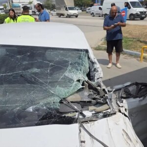 inegolde tira carpan surucu agir yaralandi MurPtTcG