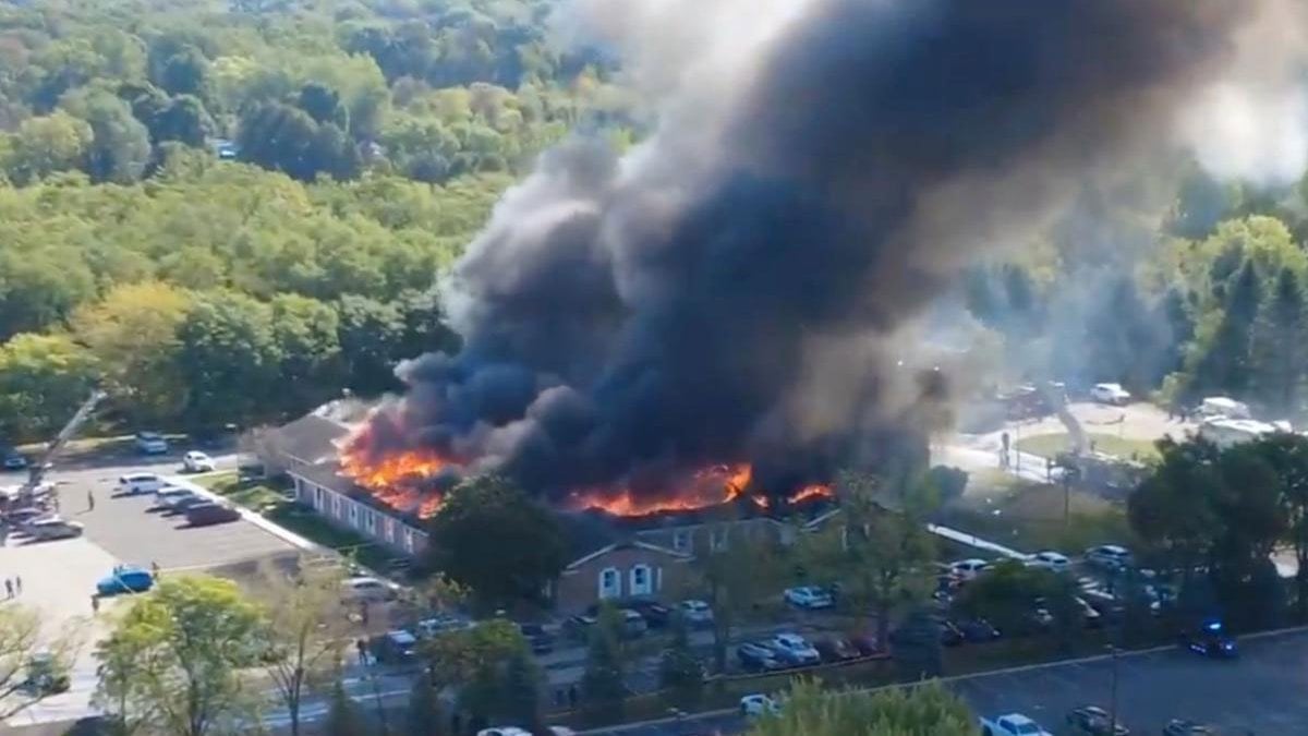 abdde kiliseye silahli saldiri olu ve cok sayida yarali var FYtGv8wC