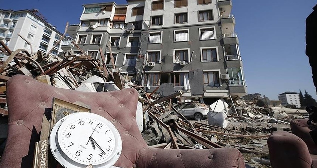 depremde binlerce kisinin olumunde sorumlu ama tutuksuz Wv3BCCM6