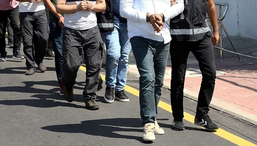 izmirde 5 polisi yaralayan 6 supheli tutuklandi uxEaaUmz