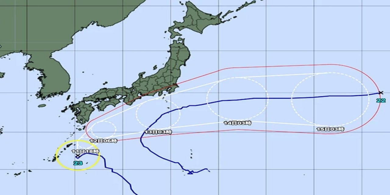 23 numarali tayfun 9 metrelik dalgalarla geliyor yA3carA6.jpg