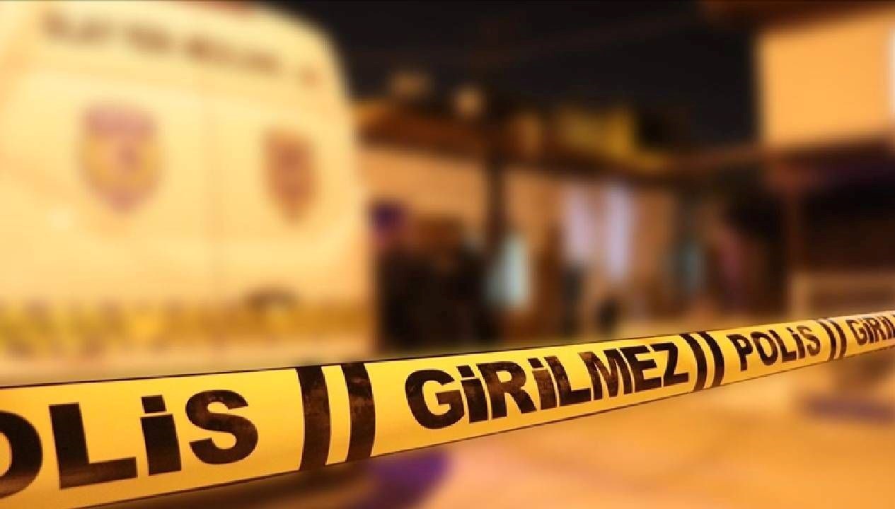 cocuklarin oldugu cay bahcesine kaya parcalari dustu zCiVBcfe.jpg