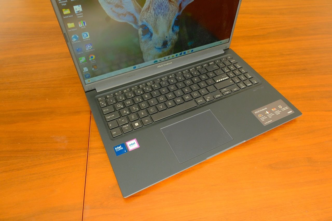 ASUS Vivobook 15 X1504V: Detaylı İnceleme ve Kullanıcı Yorumları