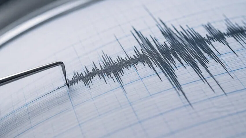 Son dakika elazigda korkutan deprem 7m8jiYzA